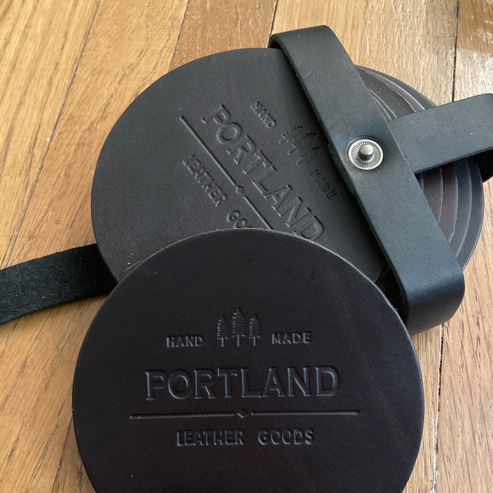 Brand New Portland Leather Grizzly Coaster *RARE* Set of 8